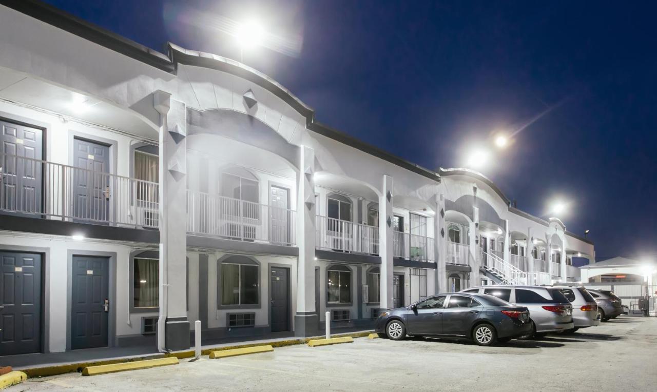Space City Inn Houston Extérieur photo